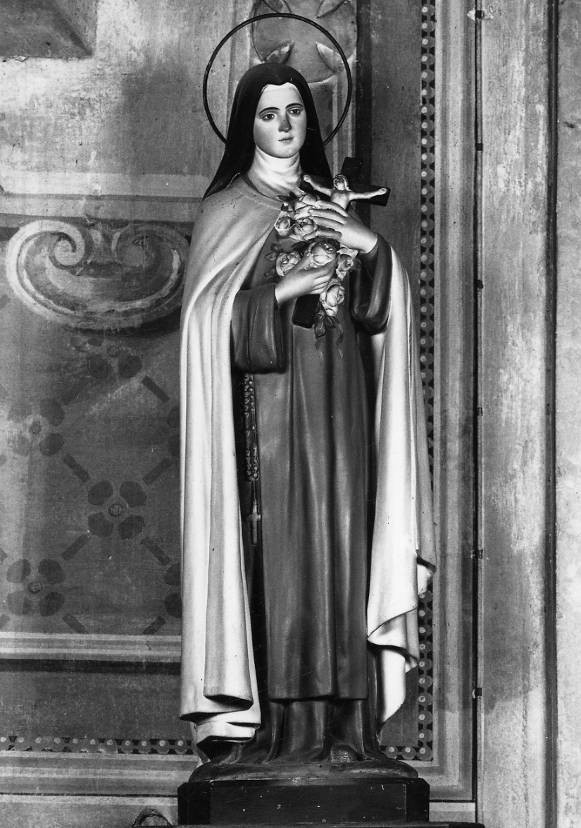 Santa Rita da Cascia (statua, opera isolata) di Raffaelli Luigi Ditta (secondo quarto sec. XX)