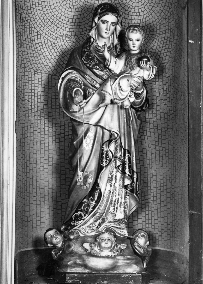 Madonna del Carmelo (statua, opera isolata) di Raffaelli Luigi Ditta (secondo quarto sec. XX)