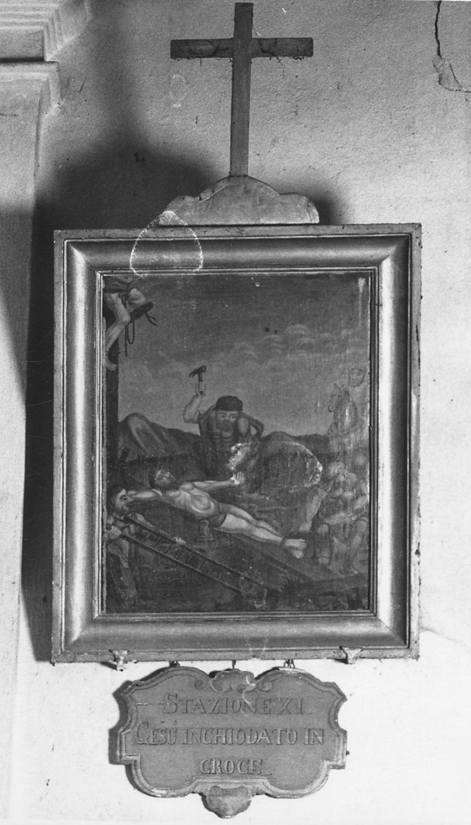 stazione XI: Gesù inchiodato alla croce (dipinto, elemento d'insieme) - ambito astigiano (terzo quarto sec. XIX)