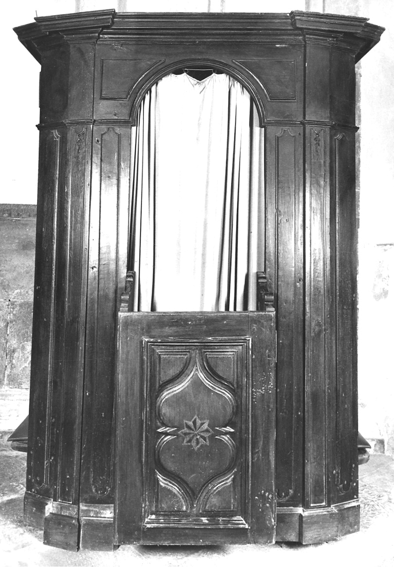 confessionale, opera isolata - ambito astigiano (prima metà sec. XVIII)