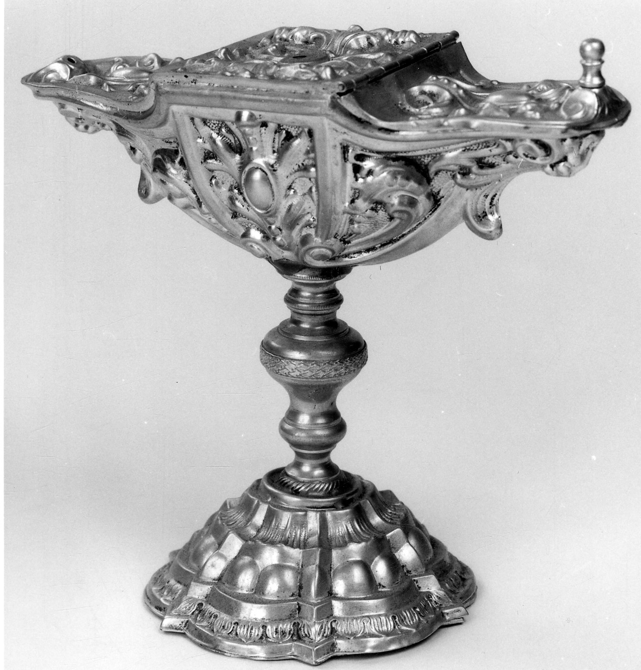 navicella portaincenso, elemento d'insieme - ambito piemontese (ultimo quarto sec. XVIII)