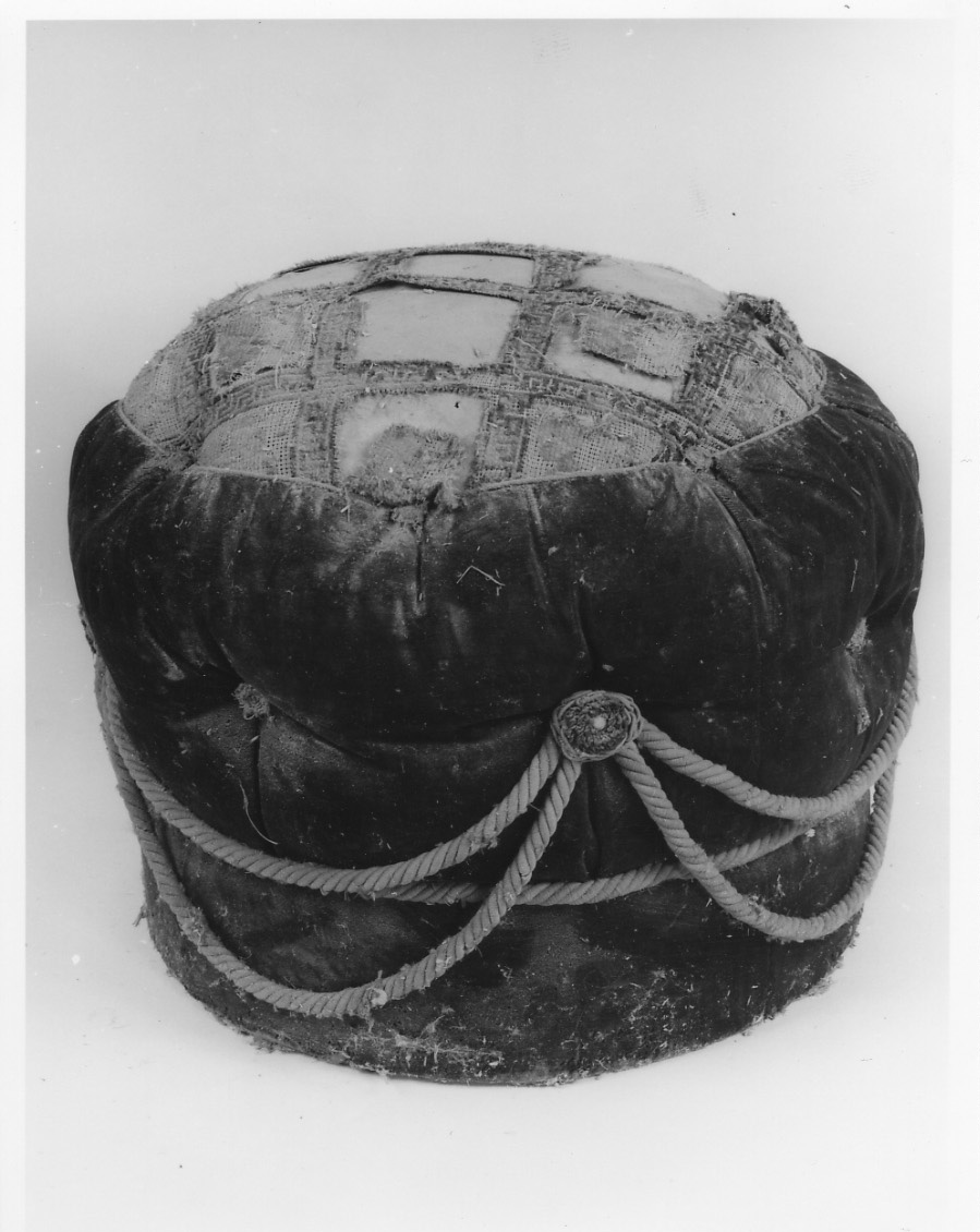 pouf, opera isolata - produzione italiana (terzo quarto sec. XIX)