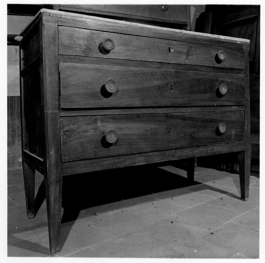 cassettone, opera isolata - bottega piemontese (primo quarto sec. XIX)