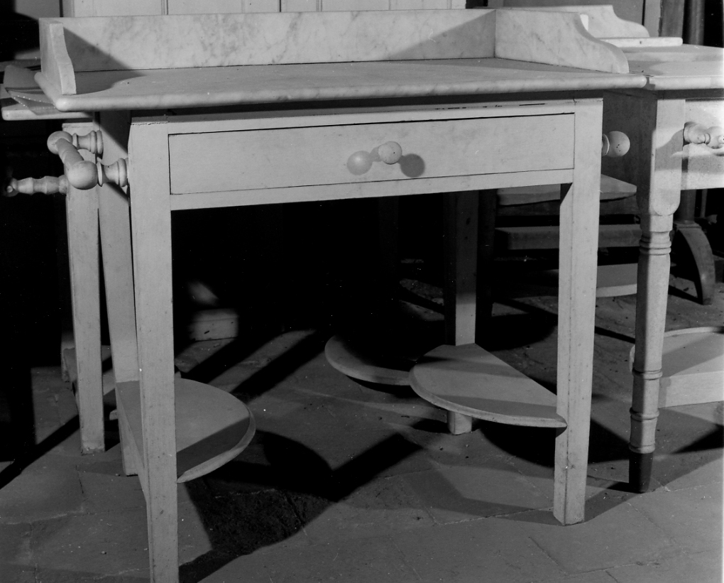 mobile, serie - bottega piemontese (seconda metà sec. XIX)