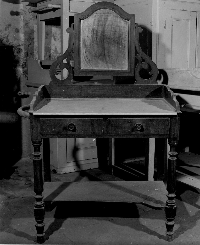 tavolino da toeletta, opera isolata - bottega piemontese (prima metà sec. XIX)