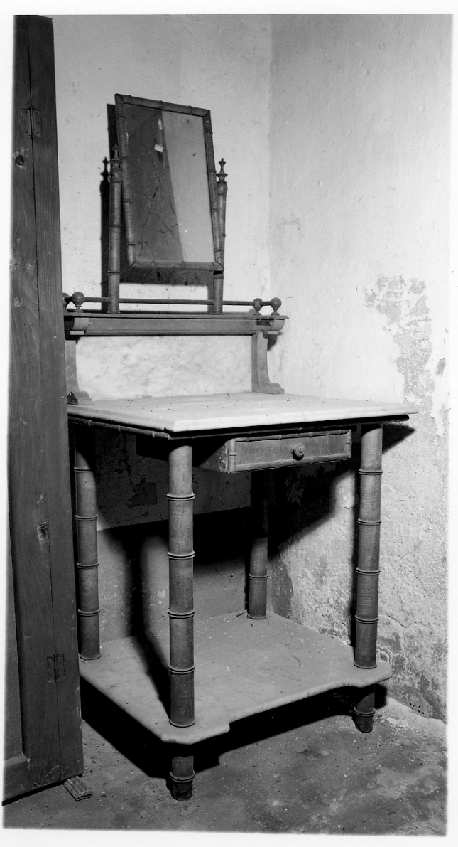 tavolino da toeletta, opera isolata - bottega piemontese (prima metà sec. XIX)