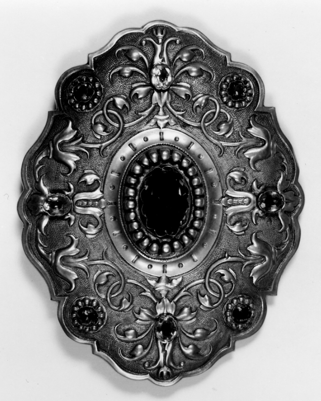 fermaglio di piviale, opera isolata - ambito piemontese (fine/inizio secc. XVIII/ XIX)