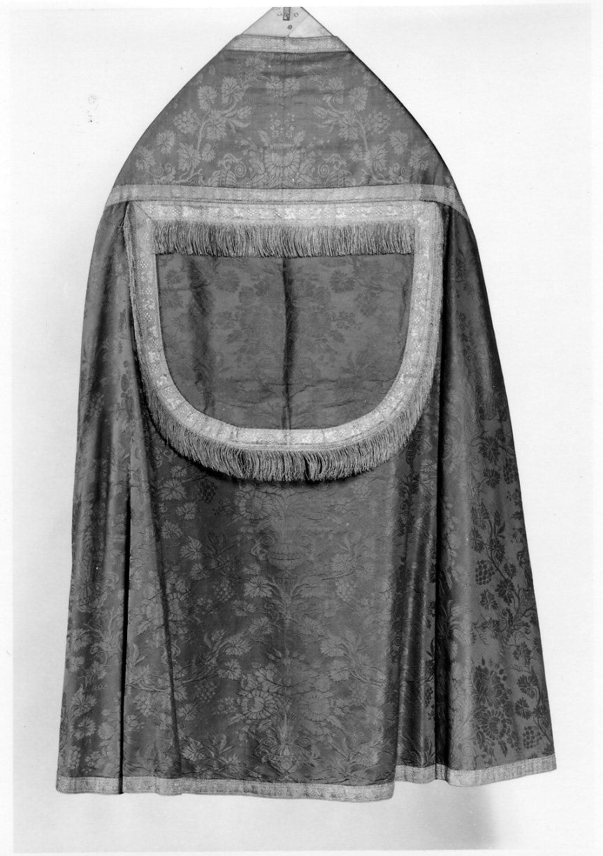 piviale, opera isolata - manifattura italiana (fine/inizio secc. XIX/ XX)