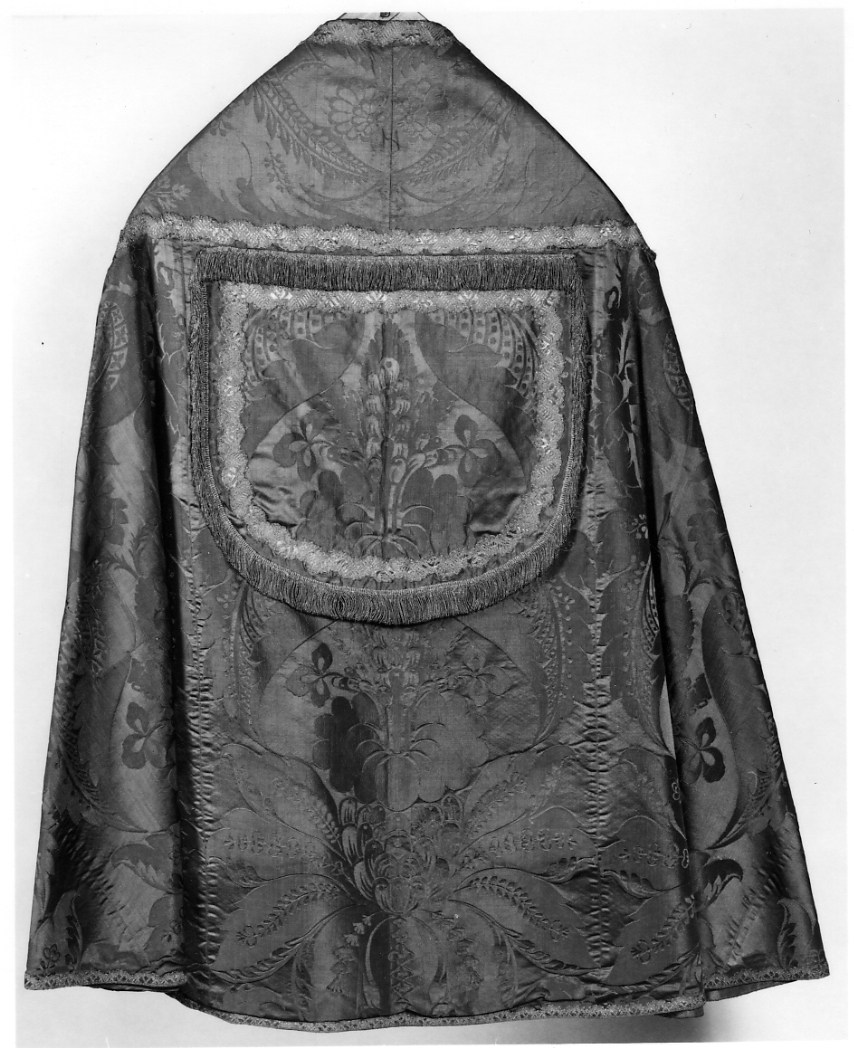 piviale, opera isolata - manifattura genovese (?) (primo quarto sec. XVIII)