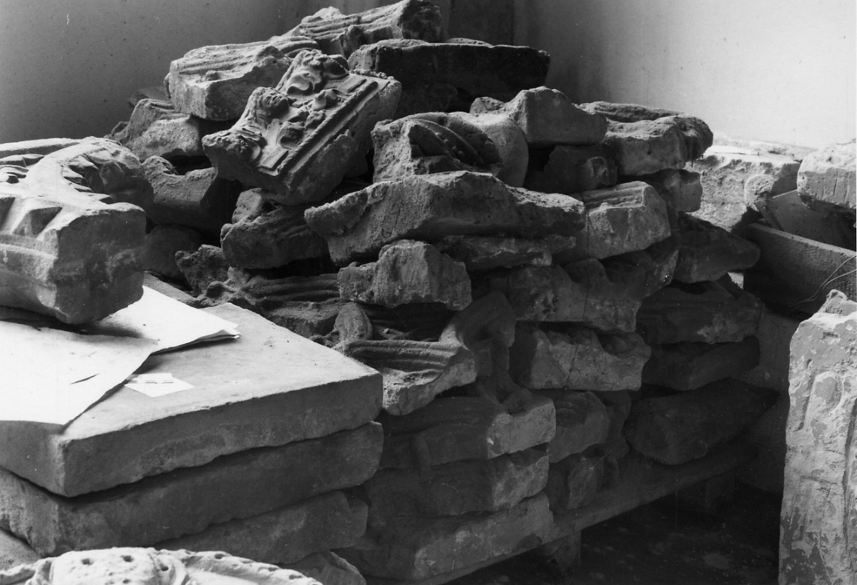 decorazione plastica, complesso decorativo - ambito novarese (seconda metà sec. XV)