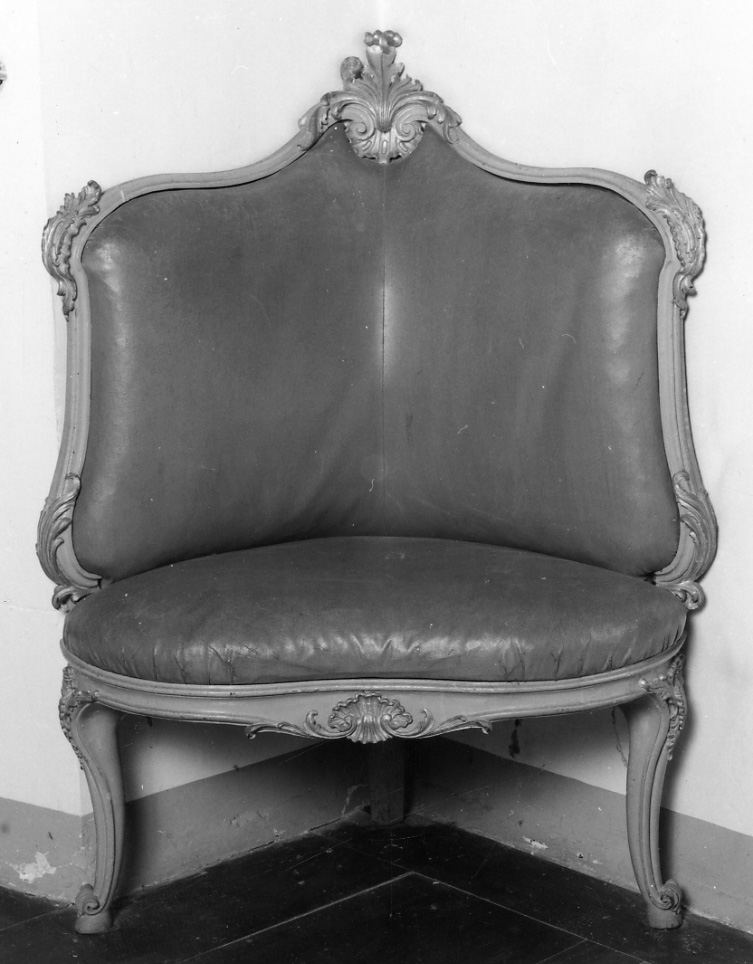 poltrona, elemento d'insieme - produzione piemontese (metà sec. XVIII)