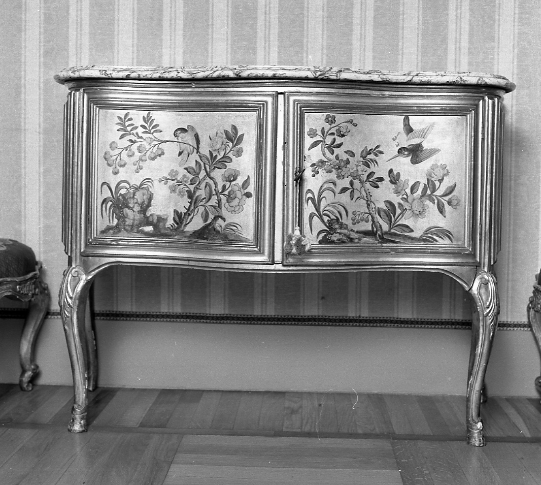 cassettone, opera isolata di Wehrlin Cristiano (attribuito) (terzo quarto sec. XVIII)