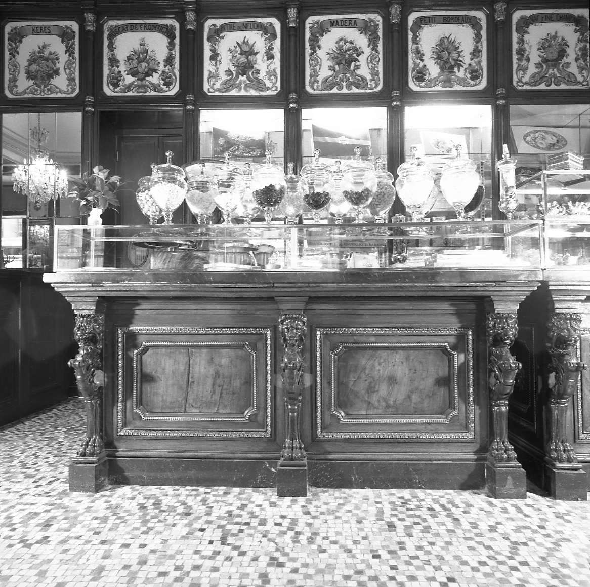 bancone artigianale, insieme - bottega piemontese (ultimo quarto sec. XIX)