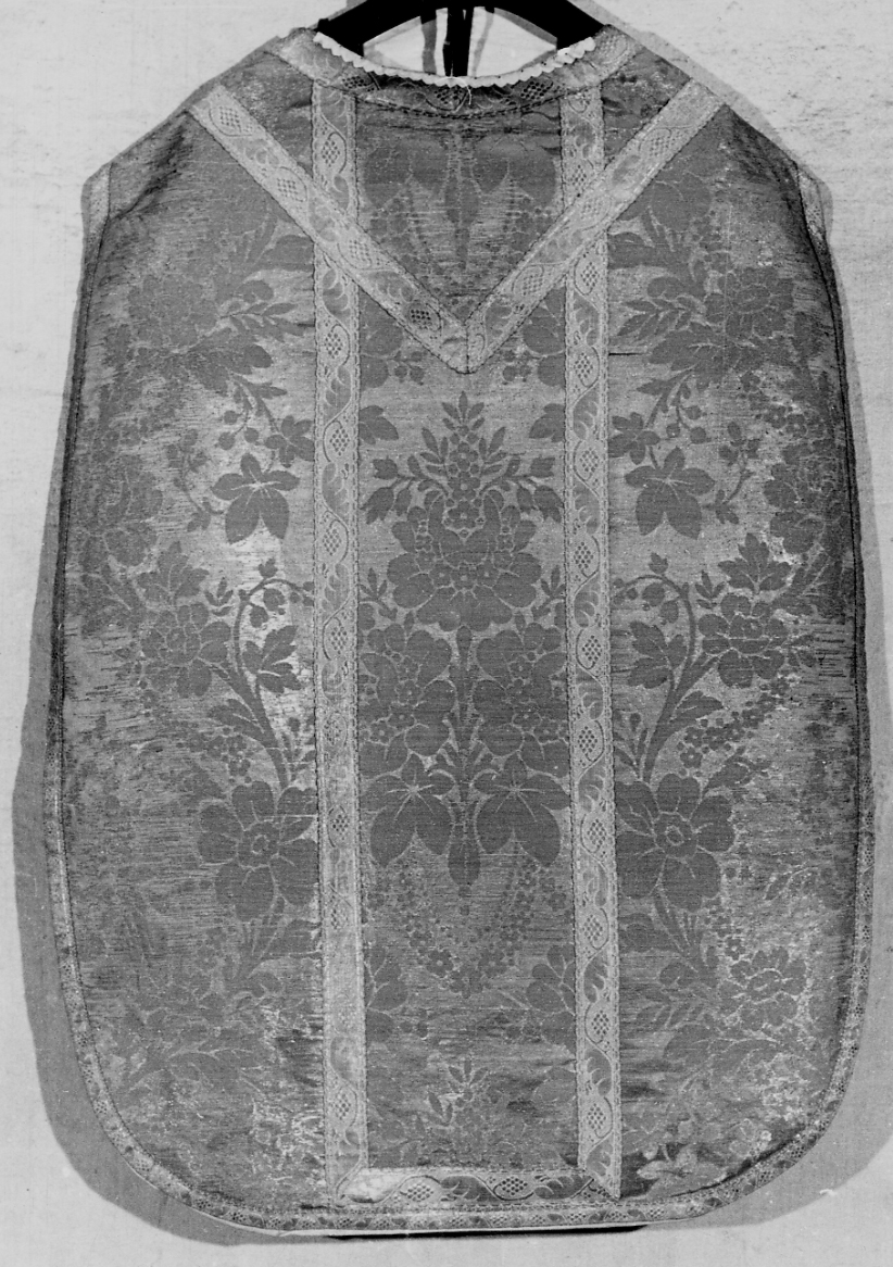 paramento liturgico, insieme - manifattura italiana (ultimo quarto sec. XIX)