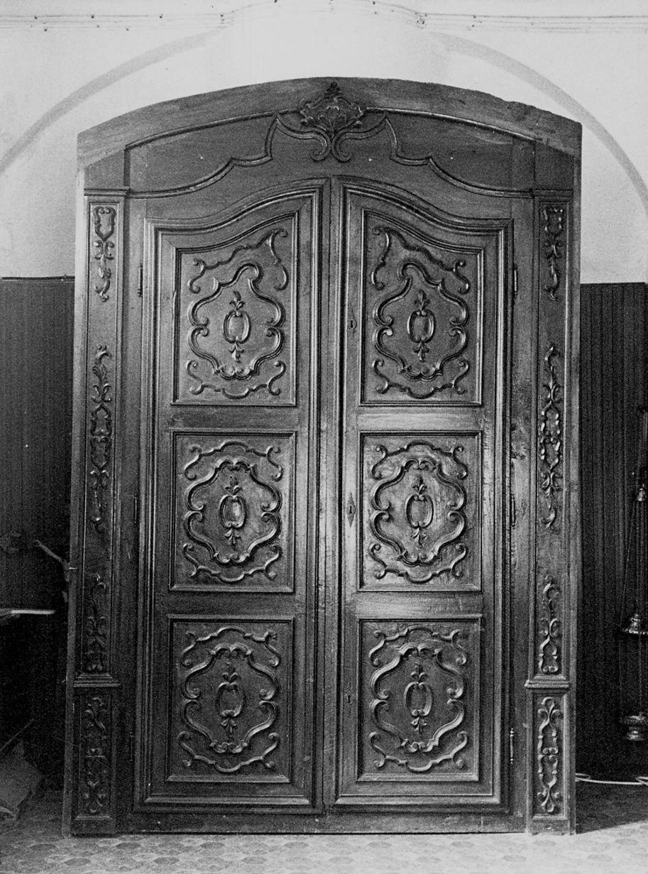 armadio, opera isolata - bottega piemontese (sec. XVIII)