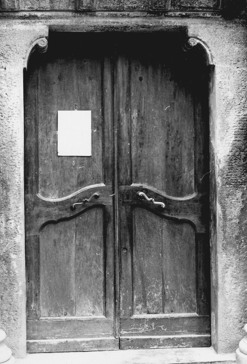 porta - a due battenti, opera isolata - bottega alessandrina, bottega ligure (seconda metà sec. XVIII)