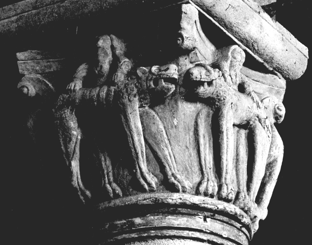 Figura maschile con animale (capitello di colonna, opera isolata) - bottega liguro-lombarda (seconda metà sec. XII)