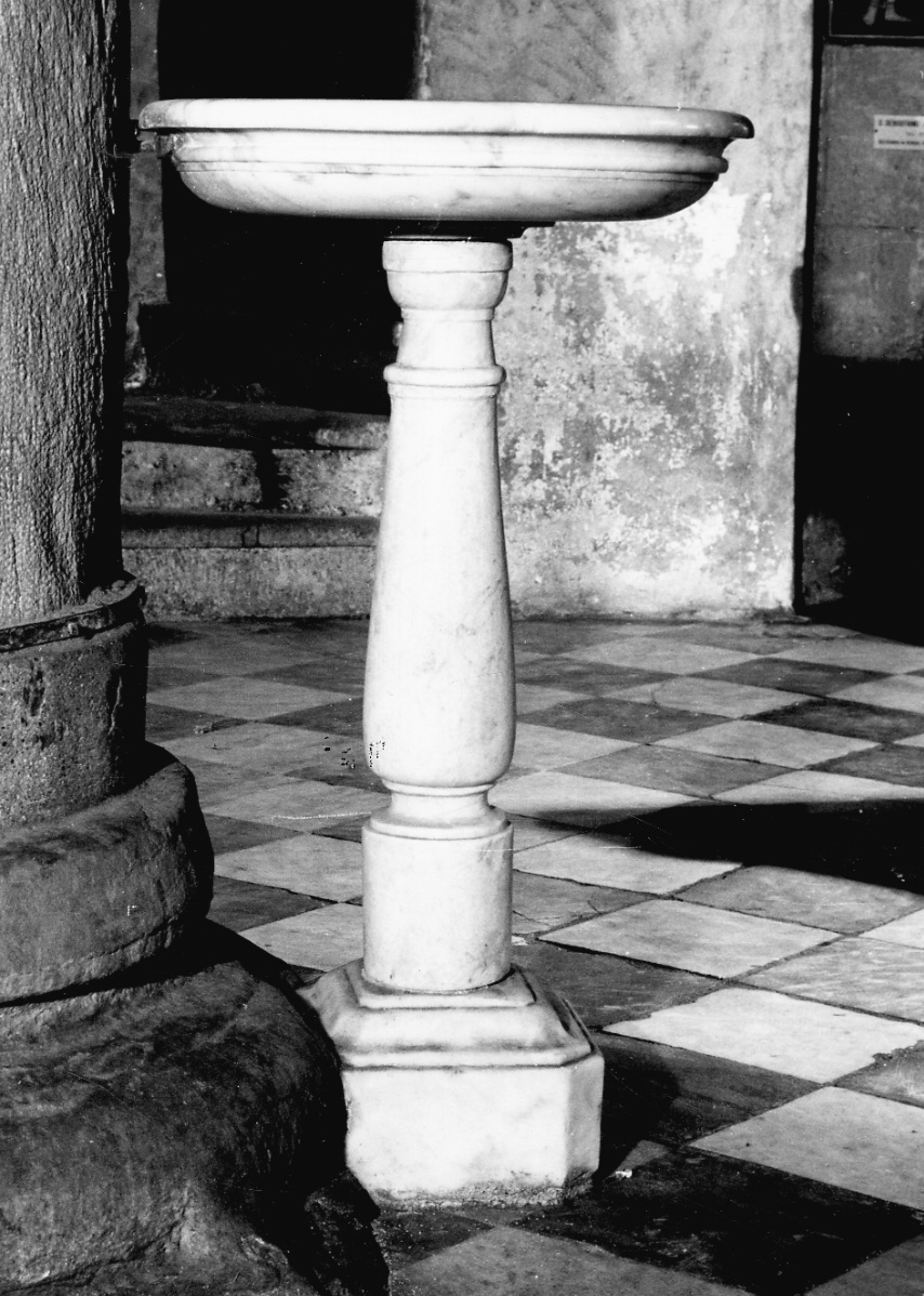 acquasantiera, coppia - bottega Italia nord-occidentale (fine sec. XVI)