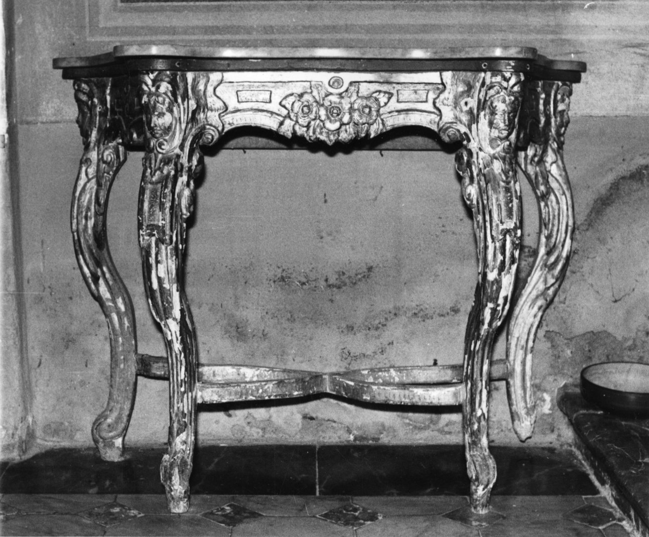 tavolo da muro, opera isolata - bottega Italia nord-occidentale (prima metà sec. XIX)