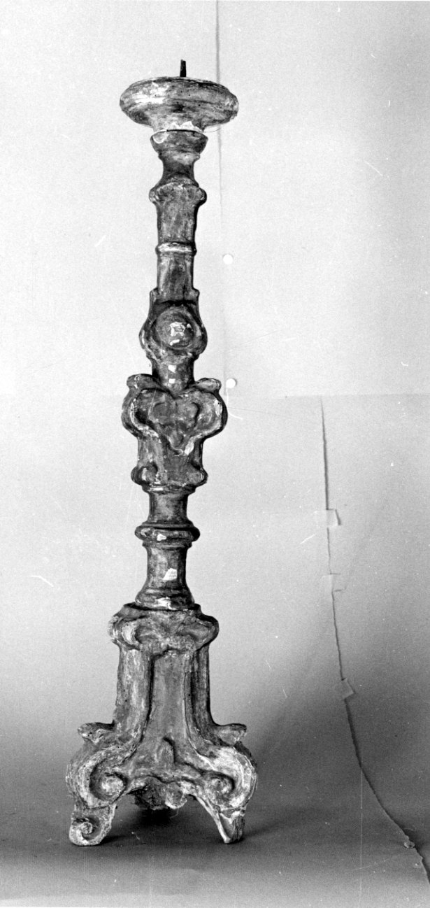 candeliere da chiesa, serie - bottega alessandrina (fine/inizio secc. XVIII/ XIX)