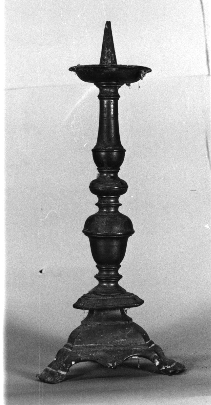 candeliere da chiesa, serie - bottega Italia nord-occidentale (seconda metà sec. XVIII)