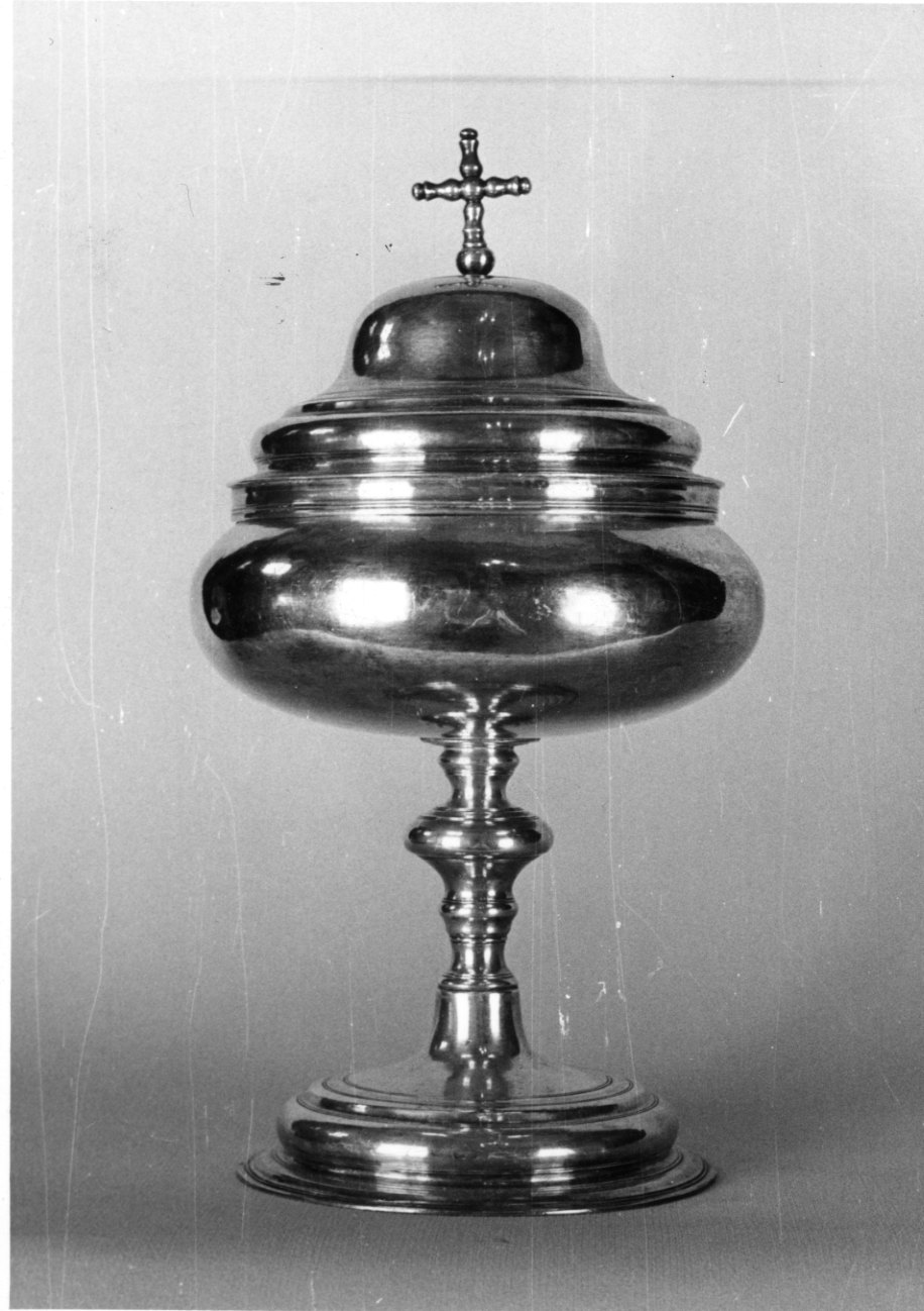 pisside, opera isolata - bottega ligure (metà sec. XVIII)