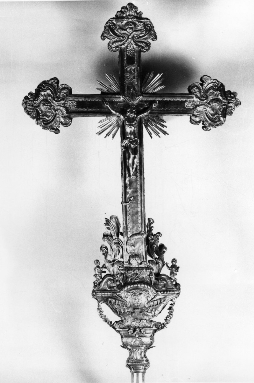 Cristo crocifisso (croce processionale, opera isolata) di Badino Bernardino (terzo quarto sec. XVIII)