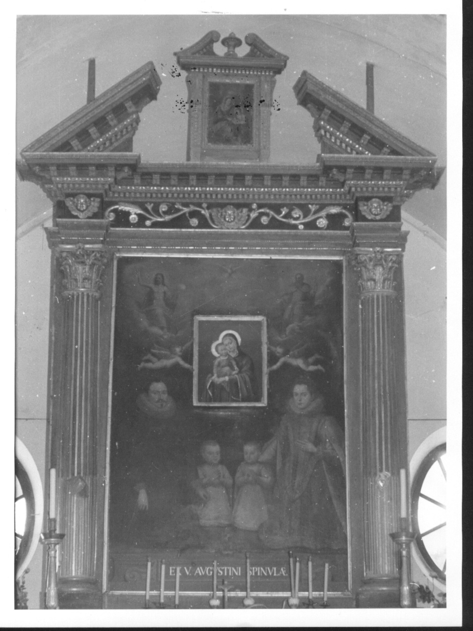 Madonna con Bambino e famiglia Spinola (dipinto, opera isolata) - ambito ligure (prima metà sec. XVII)