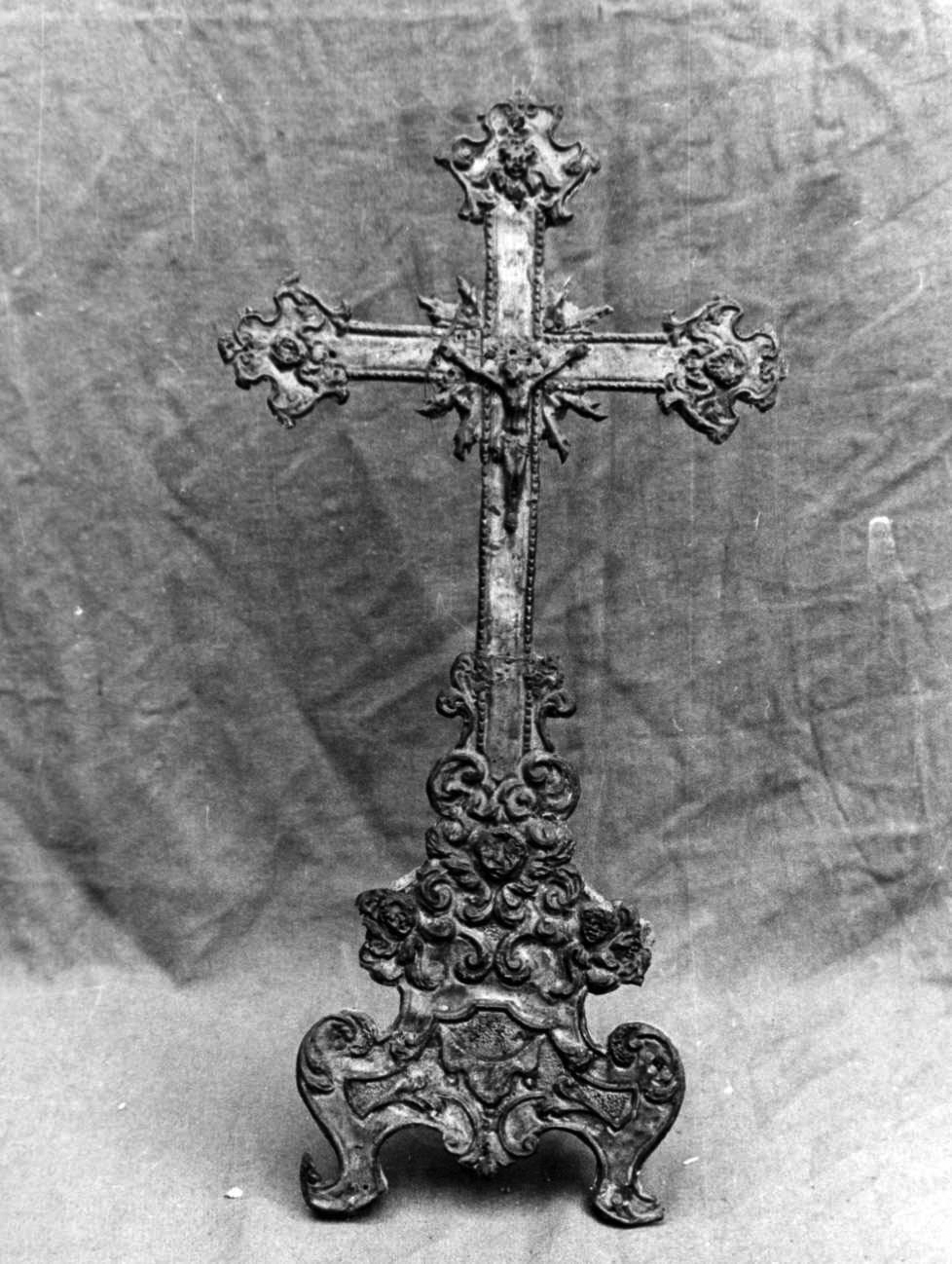 Cristo crocifisso (croce stazionale, opera isolata) - bottega Italia nord-occidentale (prima metà sec. XVIII)