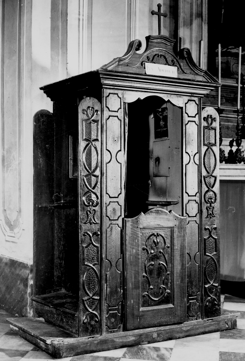 confessionale, opera isolata - bottega piemontese (fine/inizio secc. XIX/ XX)