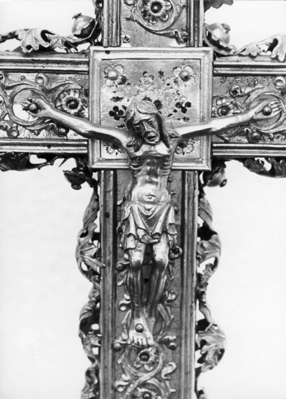 Cristo crocifisso (scultura, elemento d'insieme) - bottega Italia centro-settentrionale (ultimo quarto sec. XV)