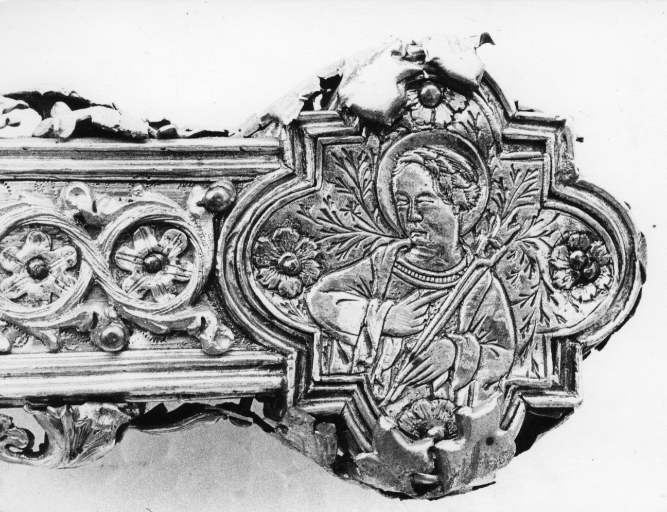 Sant'Apollonia (rilievo, elemento d'insieme) - bottega Italia centro-settentrionale (ultimo quarto sec. XV)