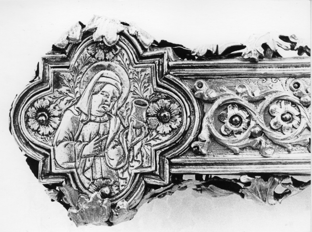 Santo (rilievo, elemento d'insieme) - bottega Italia centro-settentrionale (ultimo quarto sec. XV)