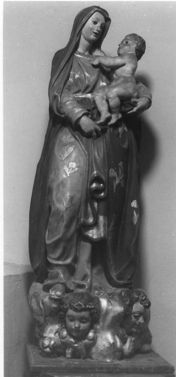 Madonna con Bambino (statua, opera isolata) - bottega piemontese (sec. XVII)
