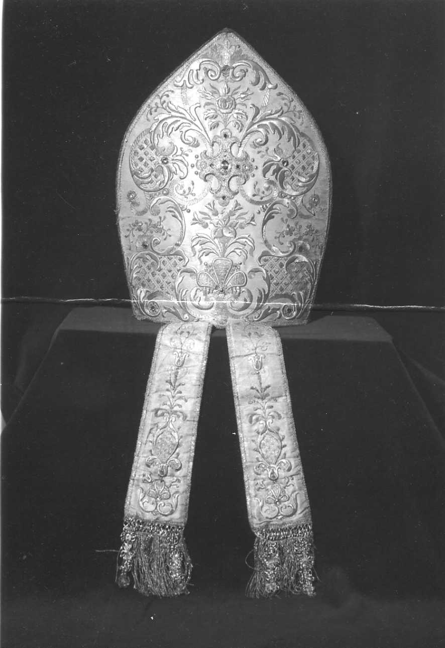 mitria preziosa, opera isolata - manifattura piemontese (seconda metà sec. XVIII)