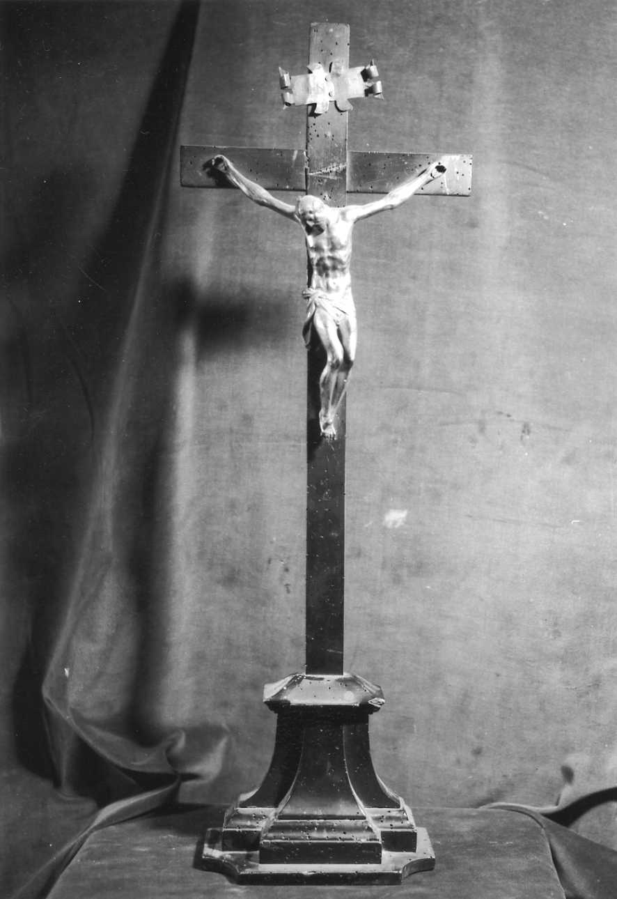 Cristo crocifisso (croce stazionale, opera isolata) - bottega piemontese (fine sec. XVI)