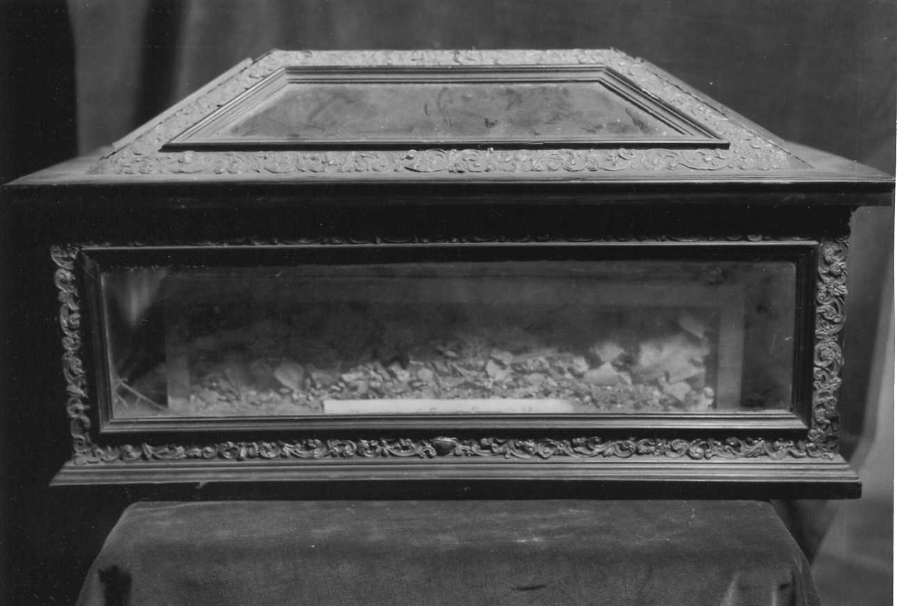 reliquiario a teca - a urna, opera isolata - bottega piemontese (sec. XVII)