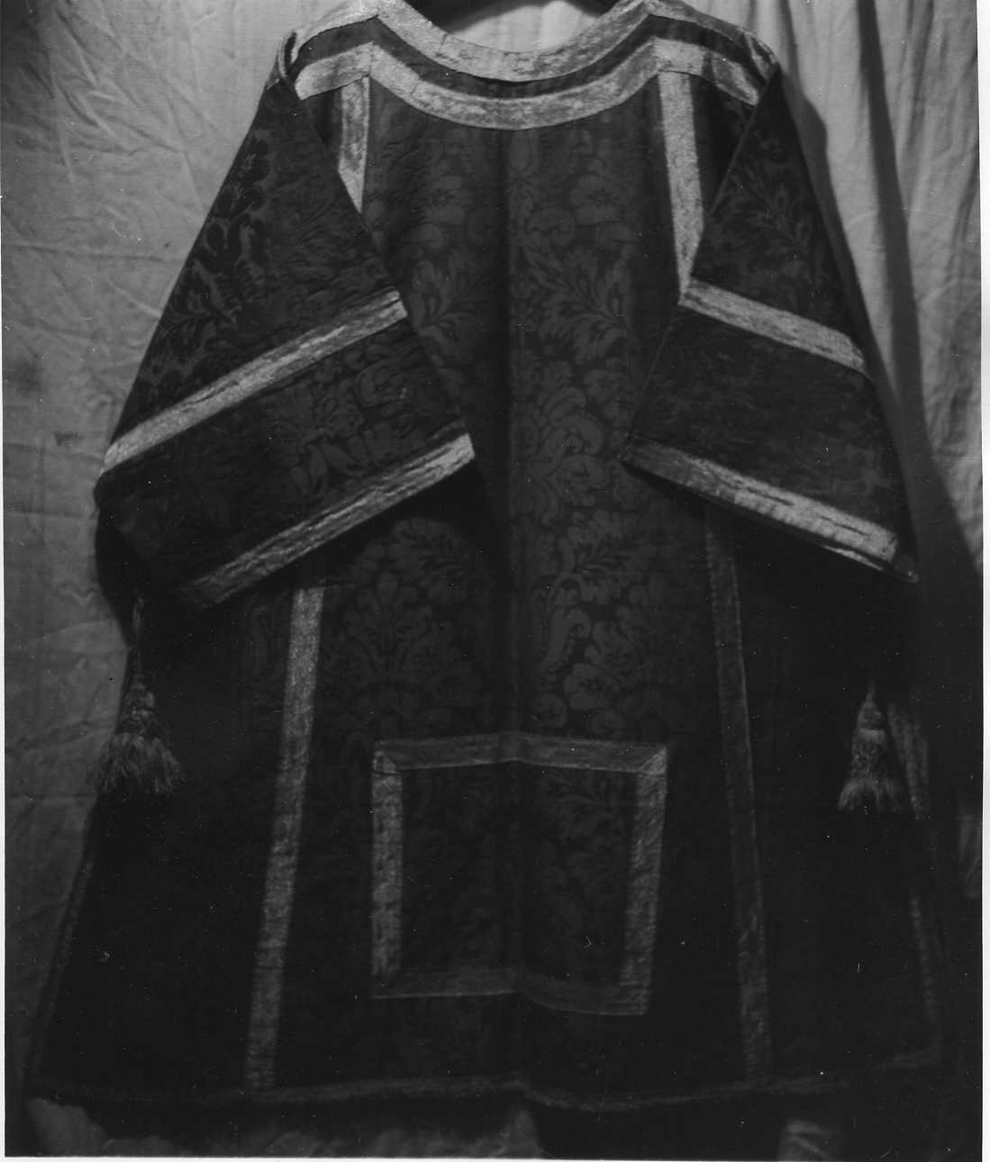 dalmatica, serie - manifattura italiana (prima metà sec. XVIII)