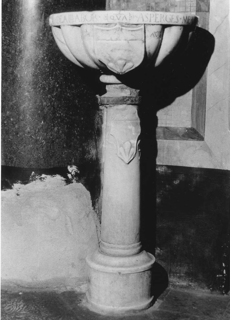 acquasantiera, opera isolata - bottega piemontese (prima metà sec. XVI)