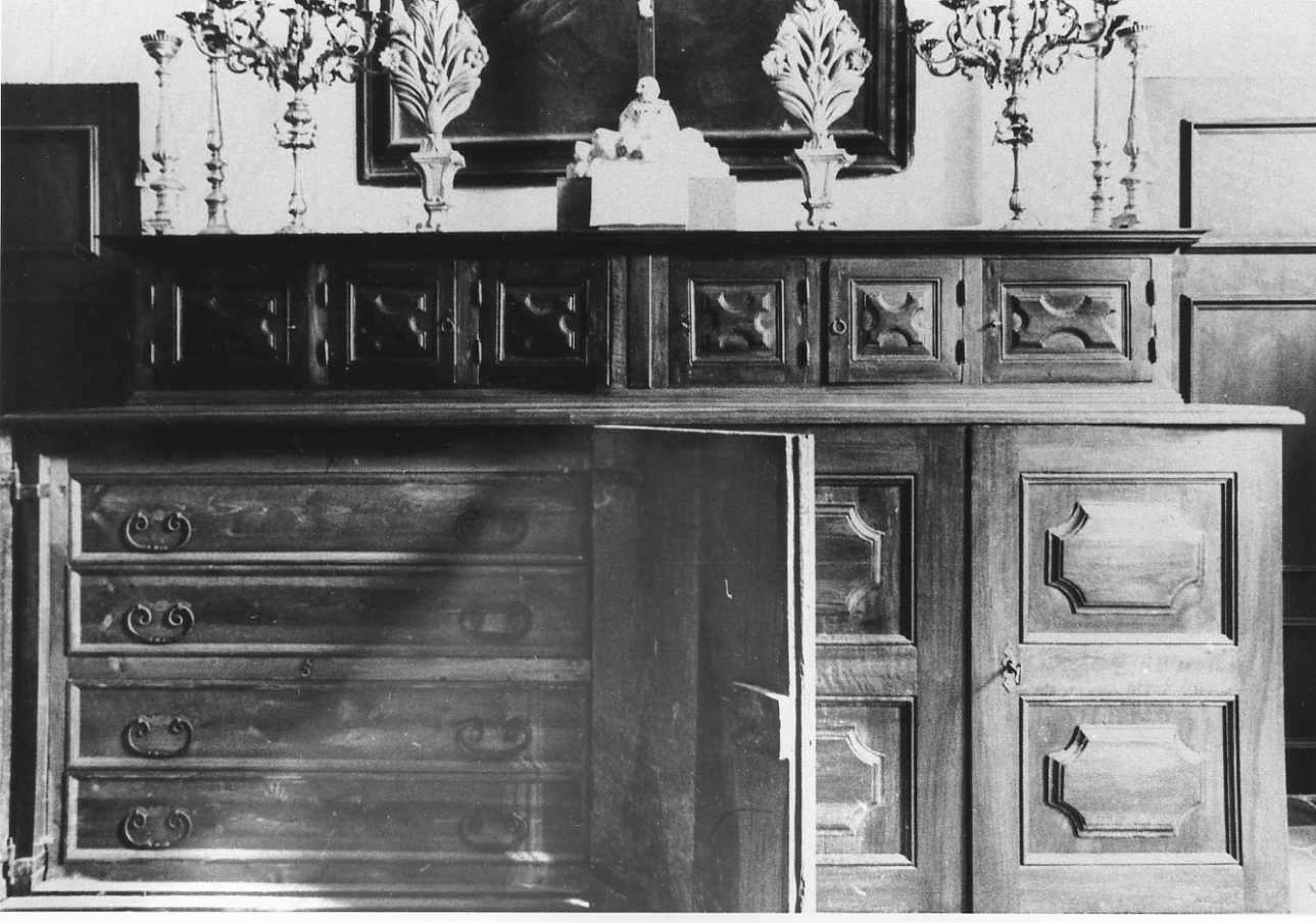 mobile da sacrestia, opera isolata - bottega piemontese (sec. XVII)