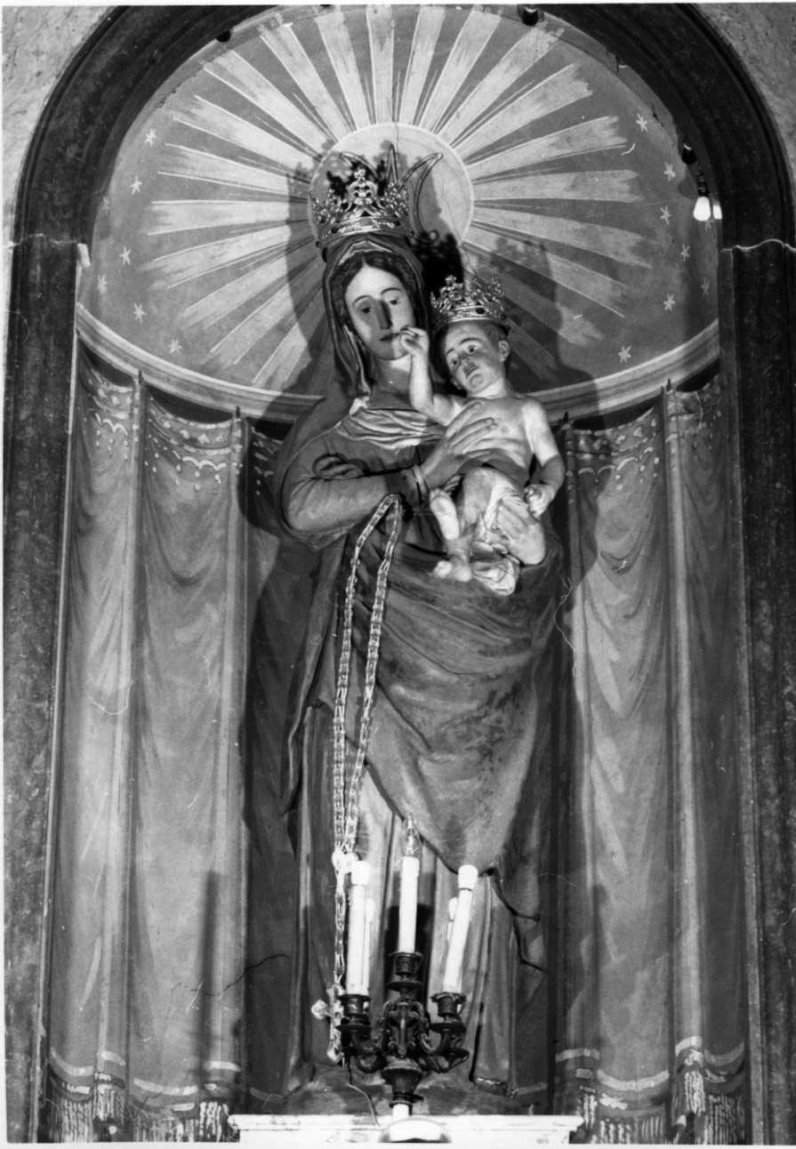 Madonna con Bambino (statua, opera isolata) - bottega liguro-piemontese (sec. XVIII)