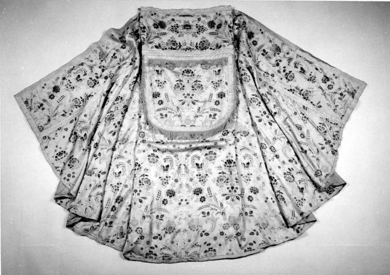 piviale, opera isolata - manifattura piemontese (fine/inizio secc. XIX/ XX)