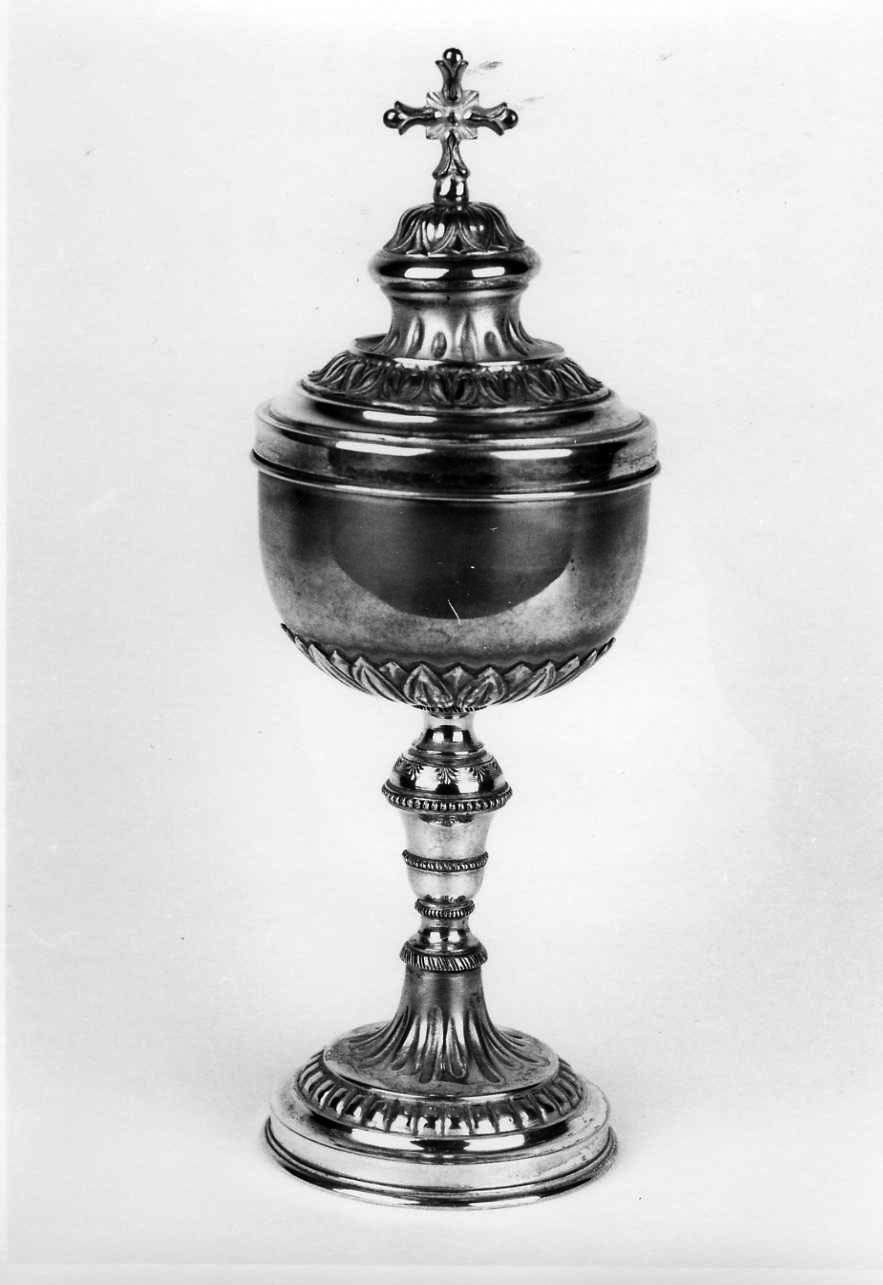 pisside, opera isolata - bottega piemontese (prima metà sec. XX)