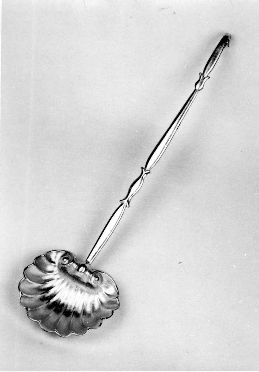 mestolo battesimale, opera isolata di Bertarelli Fratelli Ditta (fine/inizio secc. XIX/ XX)