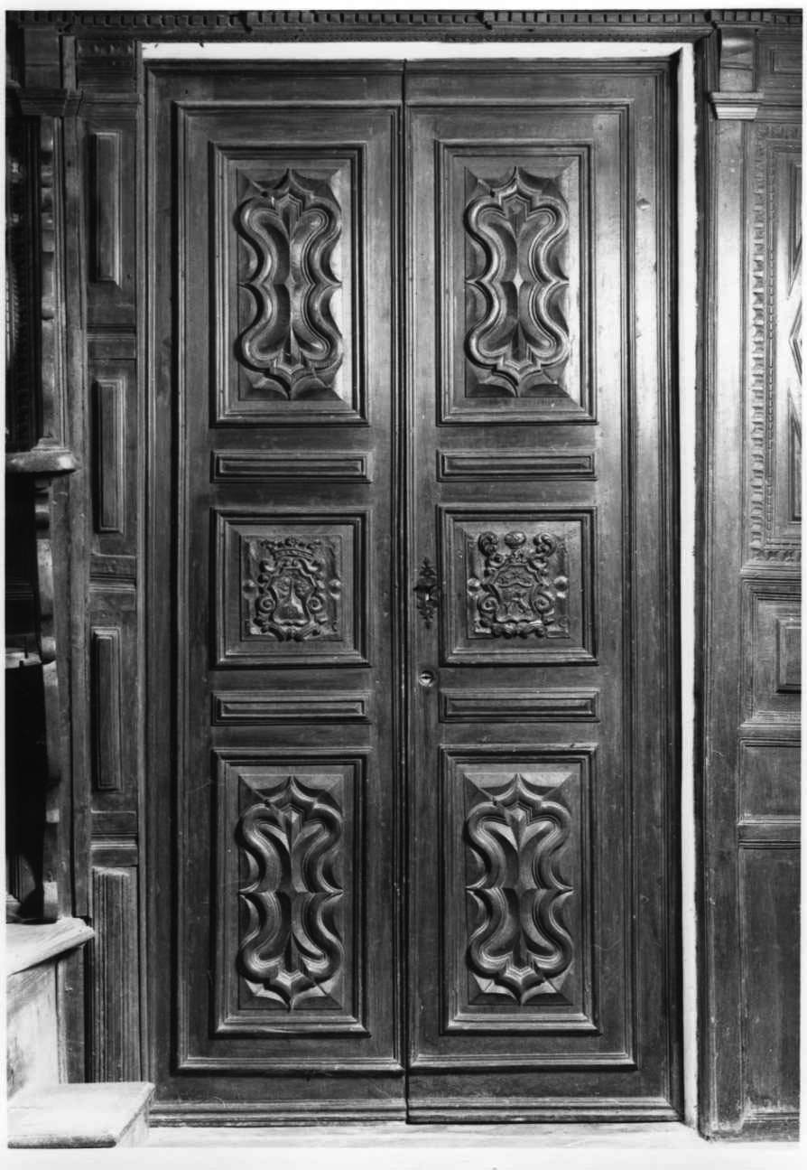 porta - a due battenti, opera isolata - bottega piemontese (prima metà sec. XVIII)