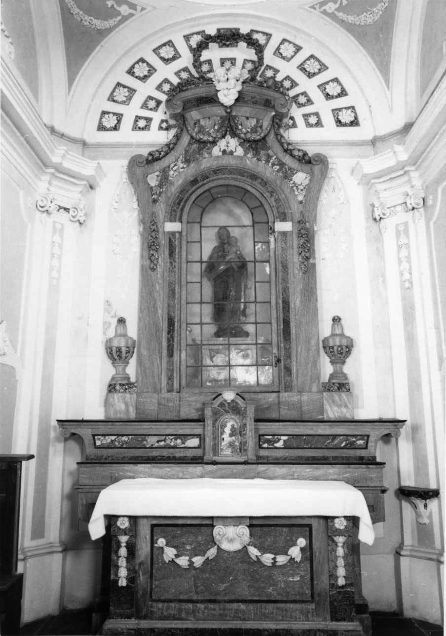 altare maggiore, insieme - bottega piemontese (ultimo quarto sec. XVIII)