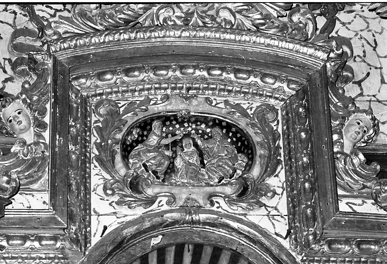 incoronazione di Maria Vergine (rilievo) di Serpentiere Giovanni Battista (fine sec. XVII)