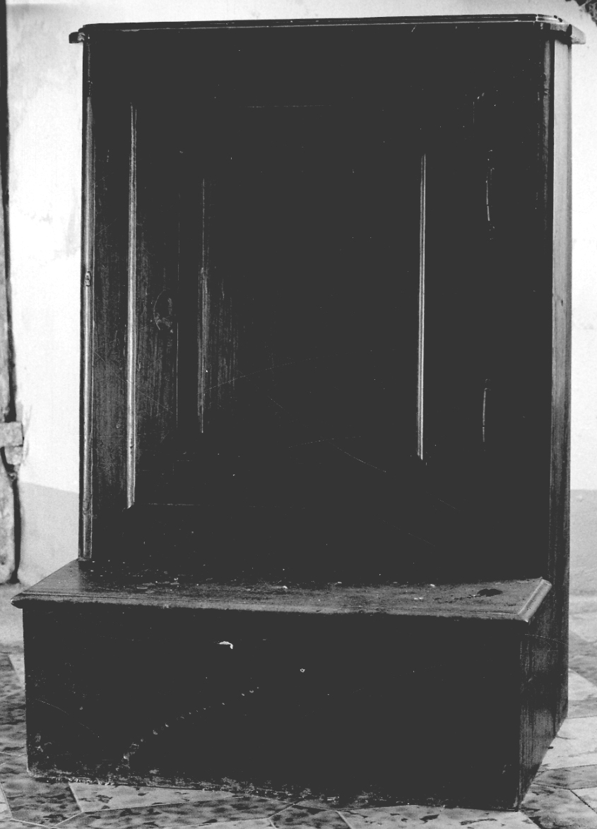 inginocchiatoio - a stipetto, opera isolata - bottega piemontese (sec. XIX)