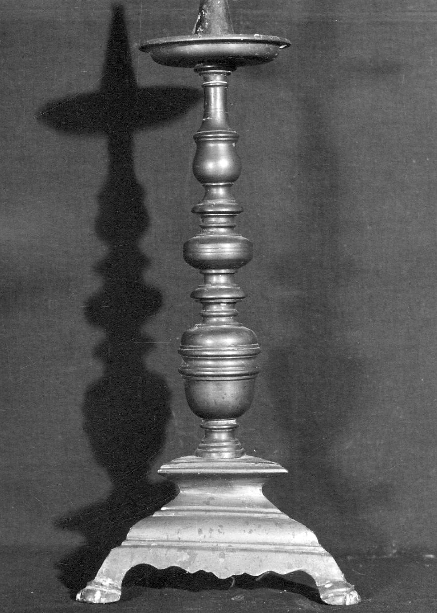 candeliere, serie - bottega piemontese (sec. XIX)