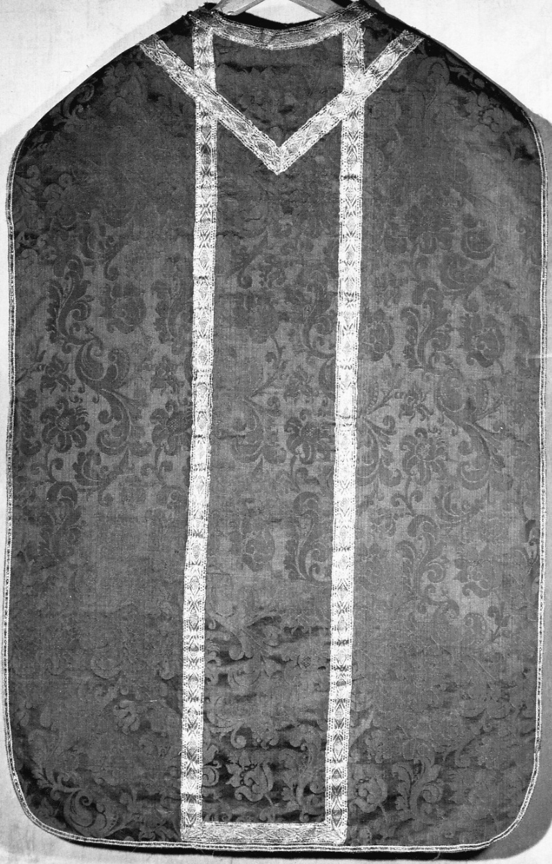 piviale, opera isolata - manifattura milanese (primo quarto sec. XVII)